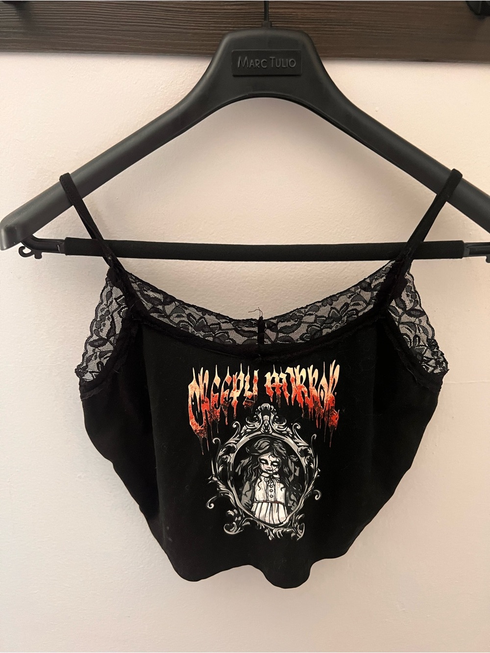 ROMWE Black Lace-Trim Graphic Bandeau with Orange-Red Print